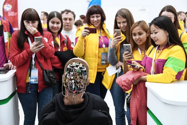 Participantes del XIX Festival Mundial de la Juventud y los Estudiantes - Sputnik Mundo