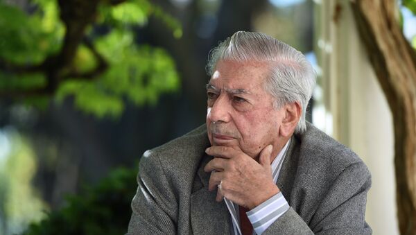 Mario Vargas Llosa, escritor hispano-peruano - Sputnik Mundo