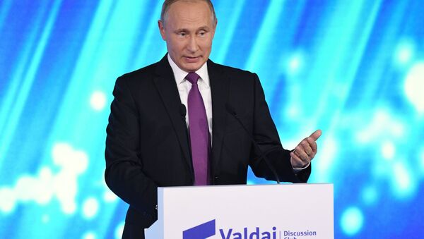 Vladímir Putin, presidente ruso durante su discurso en la clausura de la 14ª sesión del Club Valdái - Sputnik Mundo