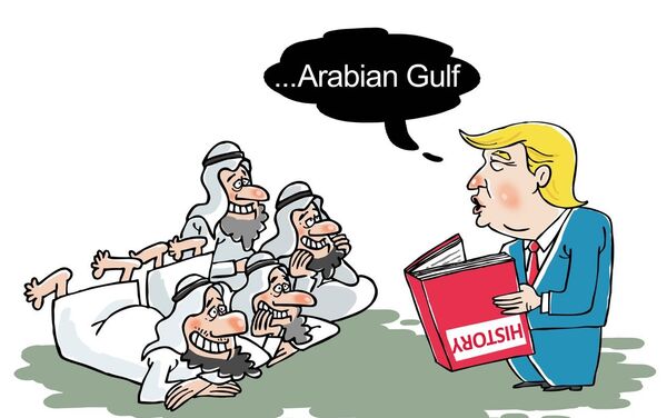 Donald Trump hablando sobre el Golfo mientrs lee muy libro de Historia al revés - Sputnik Mundo