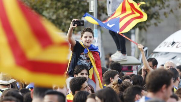Protestas de los partidarios de la independencia de Cataluña en Barcelona - Sputnik Mundo