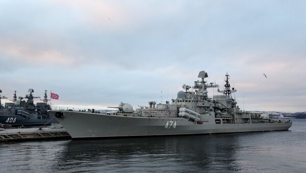 El destructor Almirante Ushakov de la Flota rusa del Norte (archivo) - Sputnik Mundo