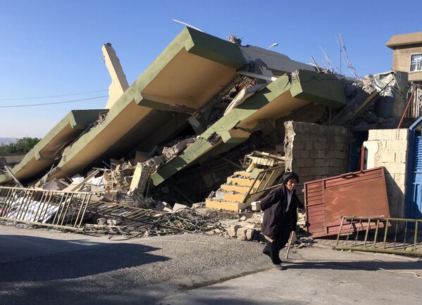 Los estragos del devastador terremoto en la frontera entre Irán e Irak - Sputnik Mundo