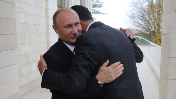 Vladímir Putin en una reunión con Bashar Asad - Sputnik Mundo