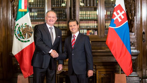 Andrej Kiska, presidente de la República Eslovaca, y Enrique Peña Nieto, presidente de México - Sputnik Mundo