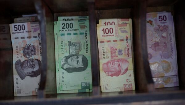 Pesos mexicanos (imagen referencial) - Sputnik Mundo