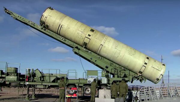 El escudo antimisiles de Moscú: lanzamiento del nuevo e innovador proyectil ruso - Sputnik Mundo