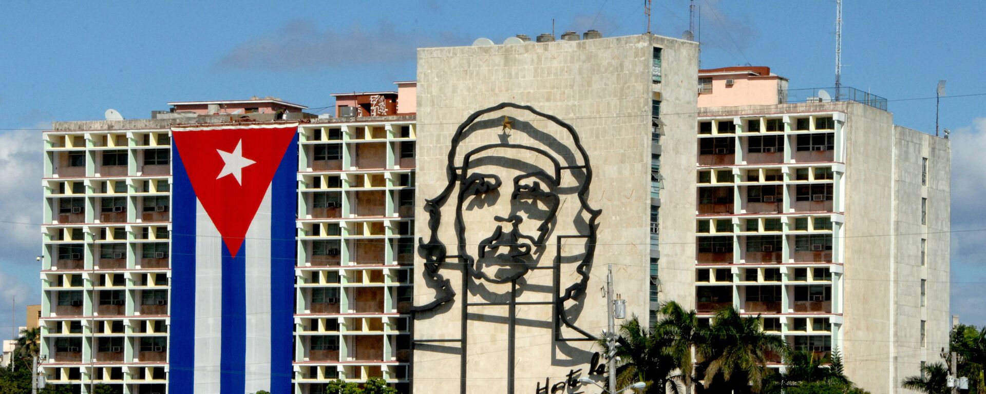 Bandera cubana en La Habana, capital de Cuba - Sputnik Mundo, 1920, 28.12.2018