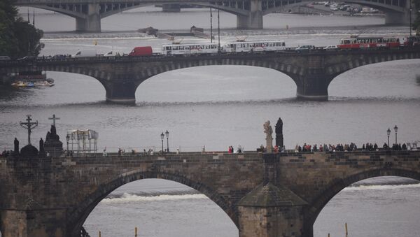 Los puentes de Praga, capital de la República Checa (imagen referencial) - Sputnik Mundo