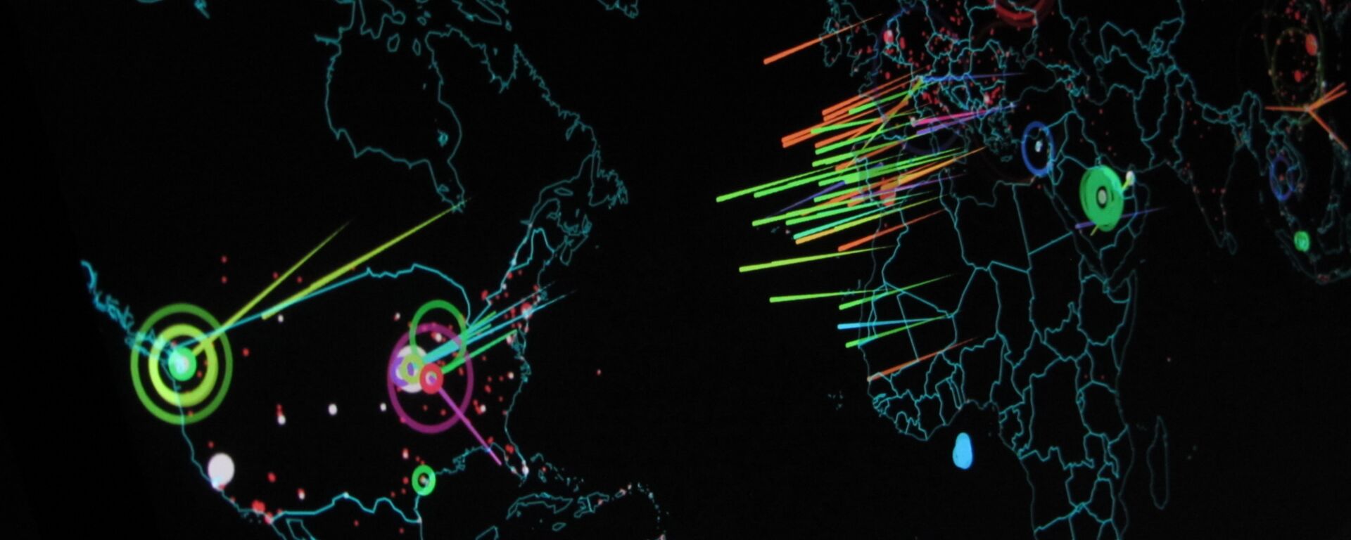 Ciberataques (imagen referencial) - Sputnik Mundo, 1920, 03.02.2022