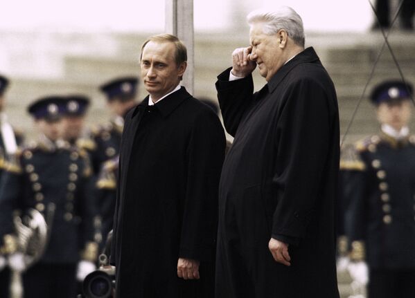 Los tres mandatos presidenciales de Vladímir Putin, en imágenes - Sputnik Mundo