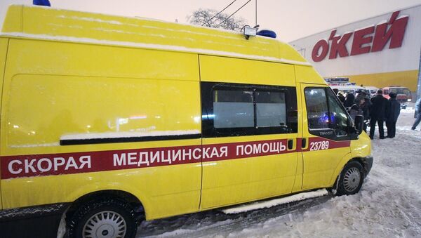 Una ambulancia de San Petersburgo, imagen ilustrativa - Sputnik Mundo