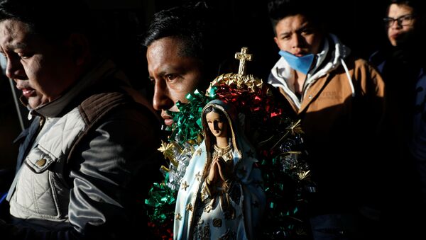 Los peregrinos católicos en México - Sputnik Mundo