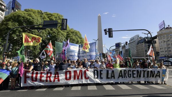 Manifestación contra conferencia ministerial de la OMC en Argentina - Sputnik Mundo