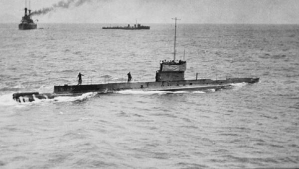 El submarino australiano HMAS AE1, en 1914 - Sputnik Mundo