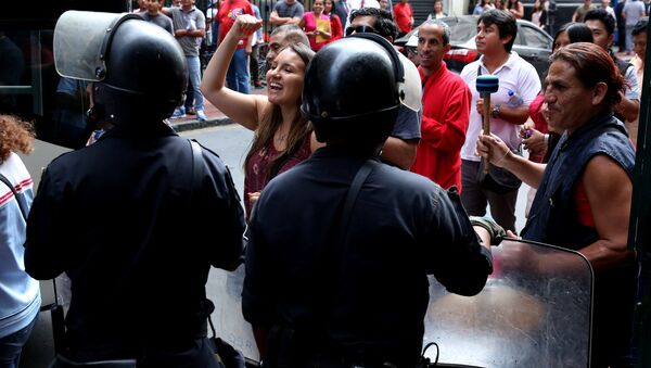 Perú protesta contra indulto otorgado a Fujimori - Sputnik Mundo