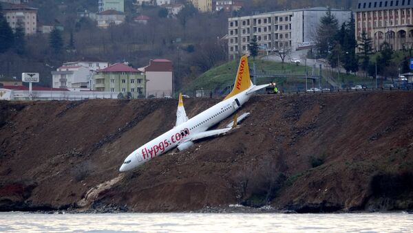 El accidente del avión en Turquía - Sputnik Mundo