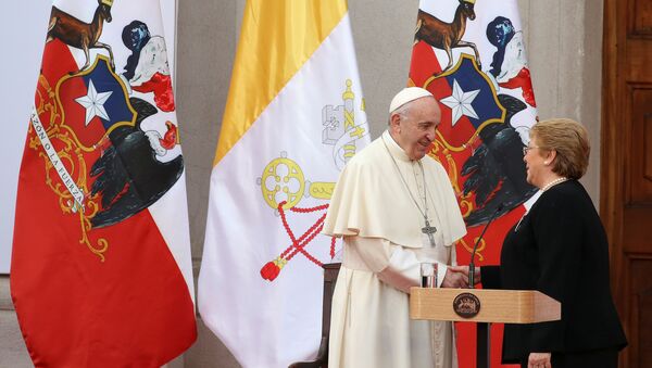 El papa Francisco durante su visita a Chile - Sputnik Mundo