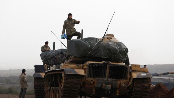 Fuerzas Armadas de Turquia en la frontera con Siria - Sputnik Mundo