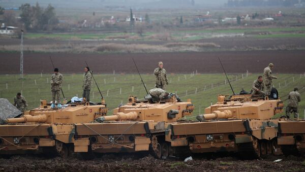 Soldados turcos en la frontera entre Turquía y Siria - Sputnik Mundo