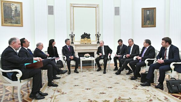 El encuentroe entre el presidente de Rusia Vladimir Putin y el presidente de Argentina Mauricio Macri, Moscú, Rusia - Sputnik Mundo