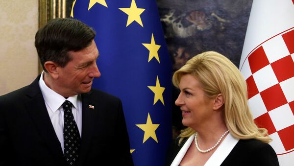 Borut Pahor, presidente de Eslovenia, y Kolinda Grabar Kitarovic, presidenta de Croacia, en Brdo, Eslovenia, 13 de enero de 2018 - Sputnik Mundo