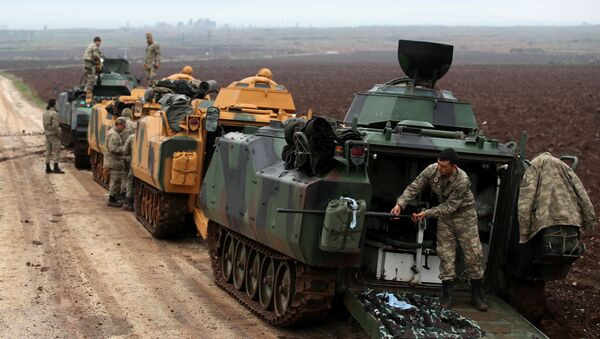Ejército turco en la frontera con Siria - Sputnik Mundo