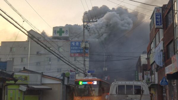 Incendio en un hospital de Miryang, en Corea del Sur - Sputnik Mundo
