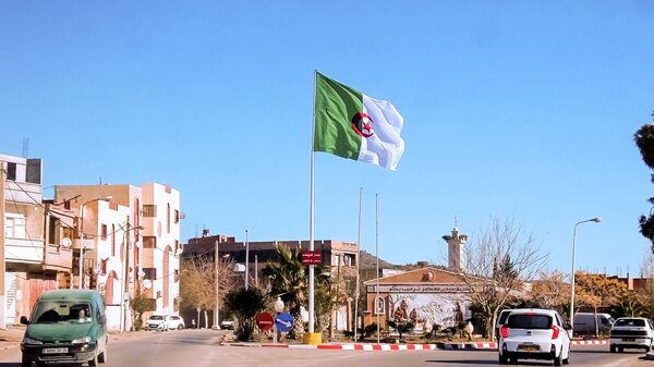 La bandera de Argelia - Sputnik Mundo