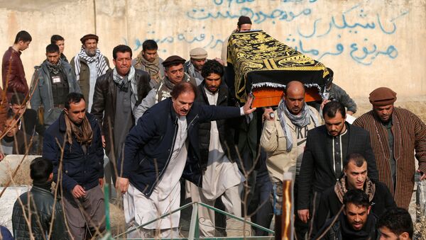 Funeralesde de las víctimas del atentado en Kabul - Sputnik Mundo