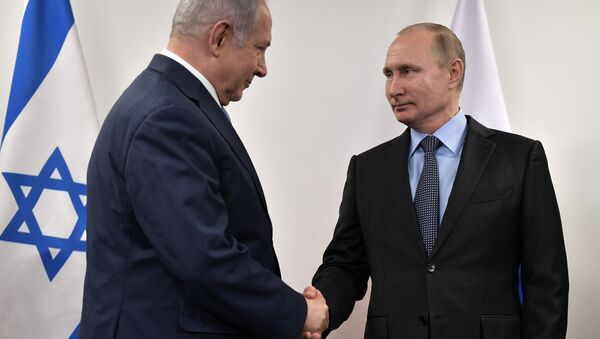 El presidente de Rusia, Vladímir Putin y el primer ministro de Israel, Benjamín Netanyahu (Archivo) - Sputnik Mundo