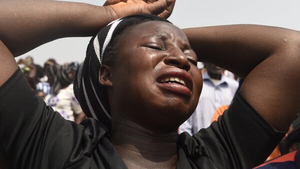 Una mujer nigeriana se emociona (imagen referencial) - Sputnik Mundo