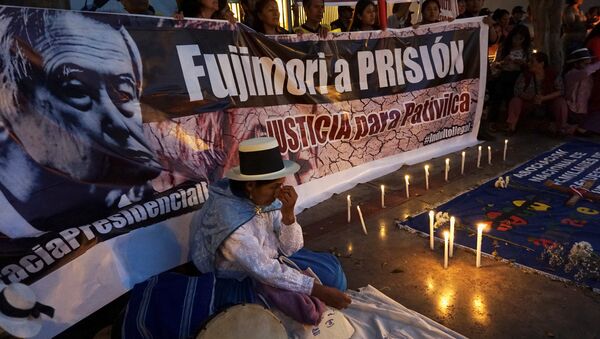 Protestas contra indulto al expresidente peruano Alberto Fujimori - Sputnik Mundo