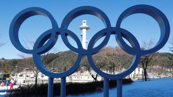 Anillos olímpicos en Pyeongchang, Corea del Sur - Sputnik Mundo