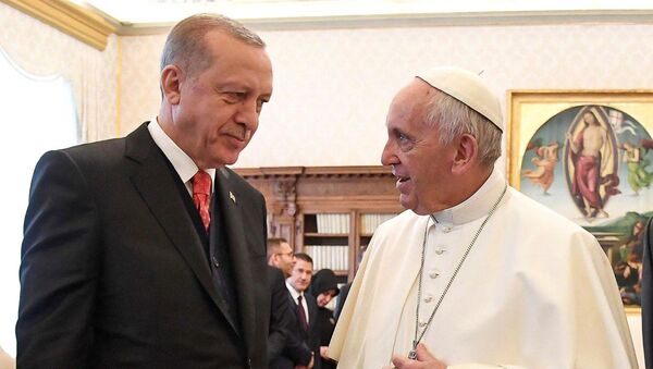 La reunión entre Papa Francisco y el presidente de Turquía, Recep Tayyip Erdogan - Sputnik Mundo