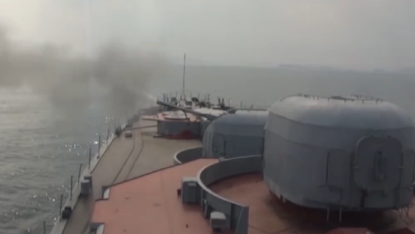 Las pruebas de misiles del destructor Almirante Vinogradov en el mar de Japón - Sputnik Mundo