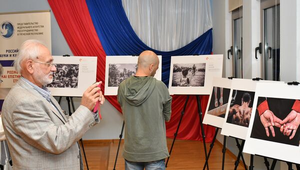 La exhibición de las fotos ganadoras del Concurso Andréi Stenin (archivo) - Sputnik Mundo
