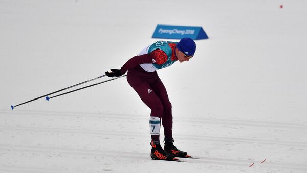 El esquiador de fondo Alexandr Bolshunov - Sputnik Mundo