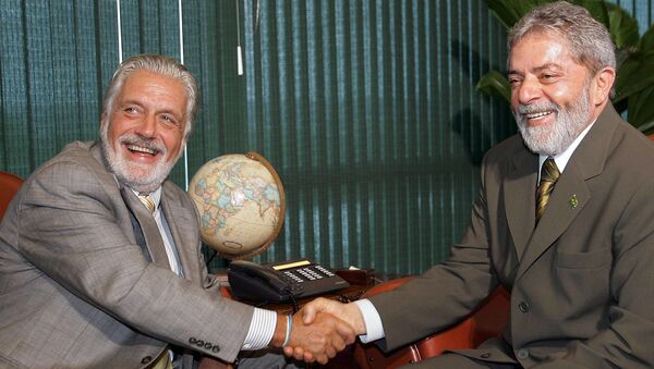El exgobernador del estado de Bahía, Jacques Wagner junto al expresidente de Brasil Luiz Inácio Lula da Silva (archivo) - Sputnik Mundo