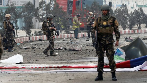 El lugar de la explosión en Kabul - Sputnik Mundo