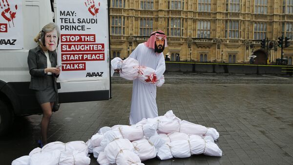 Manifestantes protestan contra la visita de  Mohamed bin Salman a Reino Unido, Londres - Sputnik Mundo