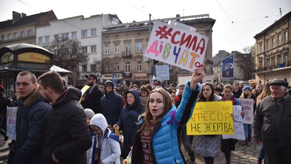 Manifestación con motivo del Día Internacional de la Mujer en Ucrania - Sputnik Mundo