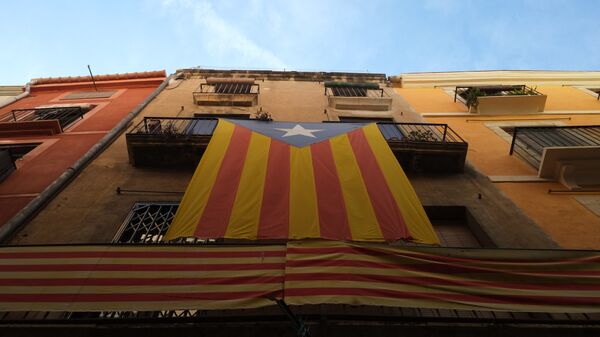 La bandera independentista de Cataluña - Sputnik Mundo