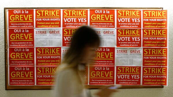 Llamamientos de votar a favor de celebrar una huelga en la oficina de la ONU, Ginebra - Sputnik Mundo