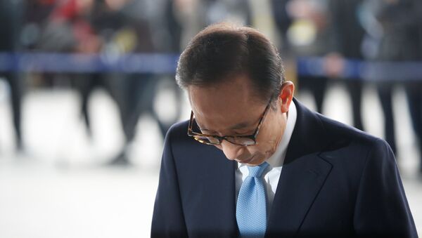 Lee Myung-bak, expresidente surcoreano (archivo) - Sputnik Mundo