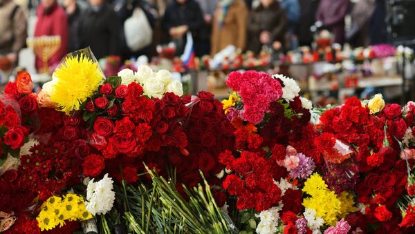 Homenaje a las víctimas del incendio en Kémerovo, Moscú - Sputnik Mundo