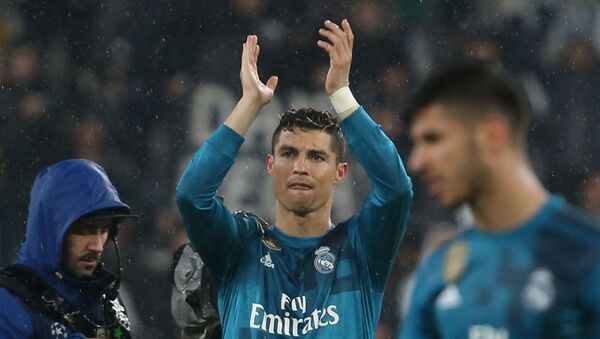 Cristiano Ronaldo comemora su gol (archivo) - Sputnik Mundo