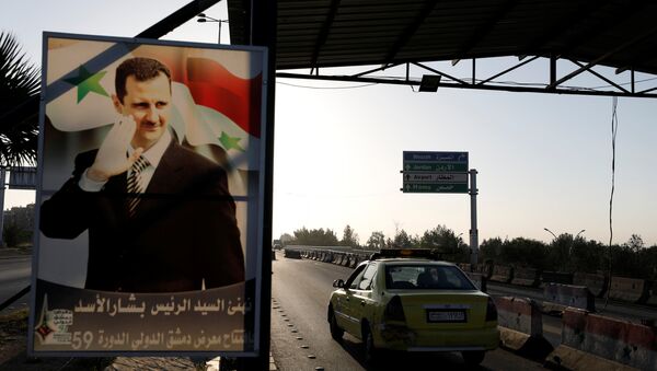 Retrato de Bashar Asad, presidente de Siria - Sputnik Mundo