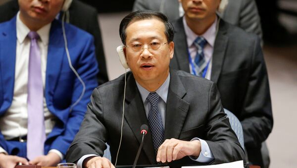 El embajador de China en las Naciones Unidas, Zhaoxu, habla durante la reunión de emergencia del Consejo de Seguridad de las Naciones Unidas sobre Siria - Sputnik Mundo