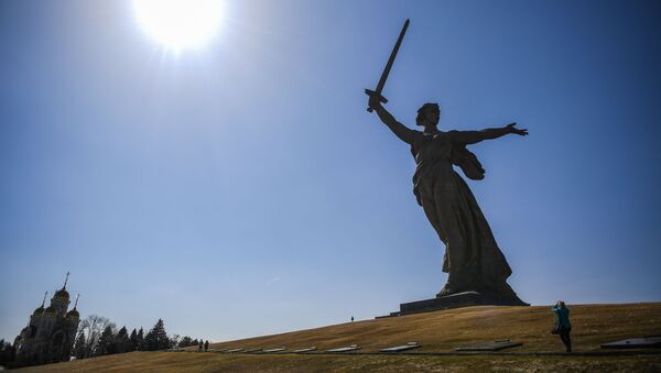 Estatua de la Madre Patria en Volgogrado, Rusia (archivo) - Sputnik Mundo